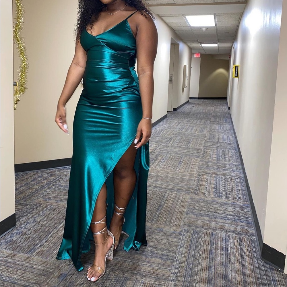 emerald green formal dress worn once